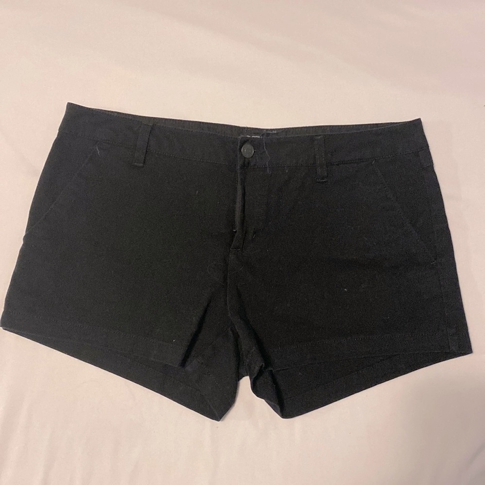 Volcom shorts